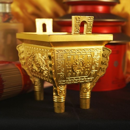 四方纳福黄金盛鼎